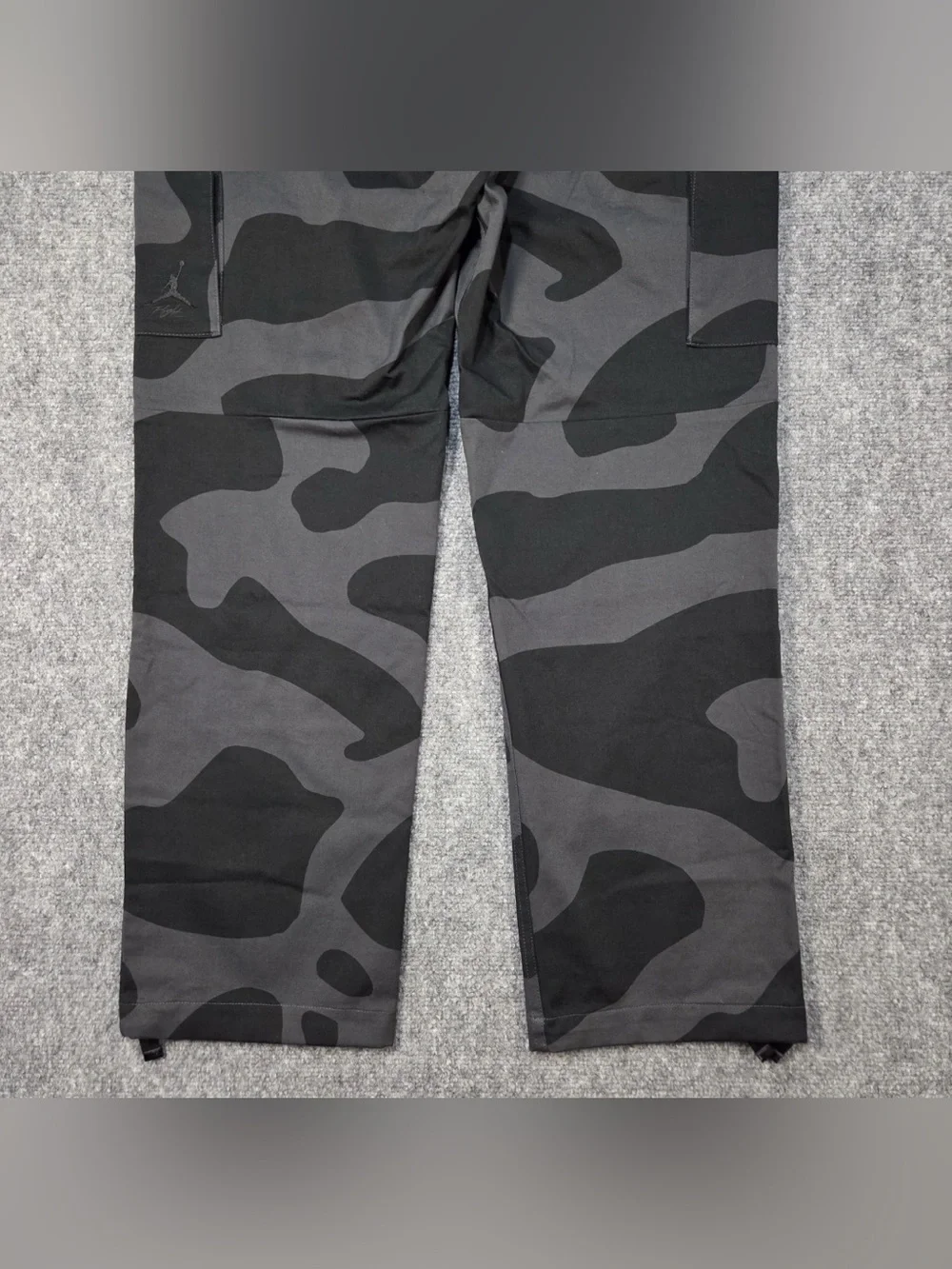 Jordan Men's Black & Gray Camo Cargo Pants Nike Air Jordan Chicago Trousers